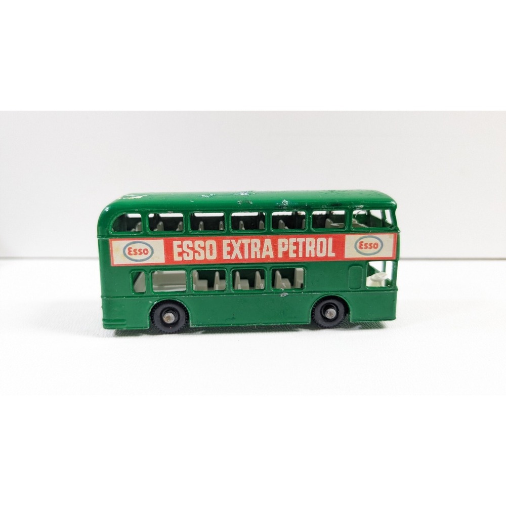 Matchbox Green Esso Daimler Bus Green #74 & The Londoner Red #17 Carnaby Street - Picture 5 of 16